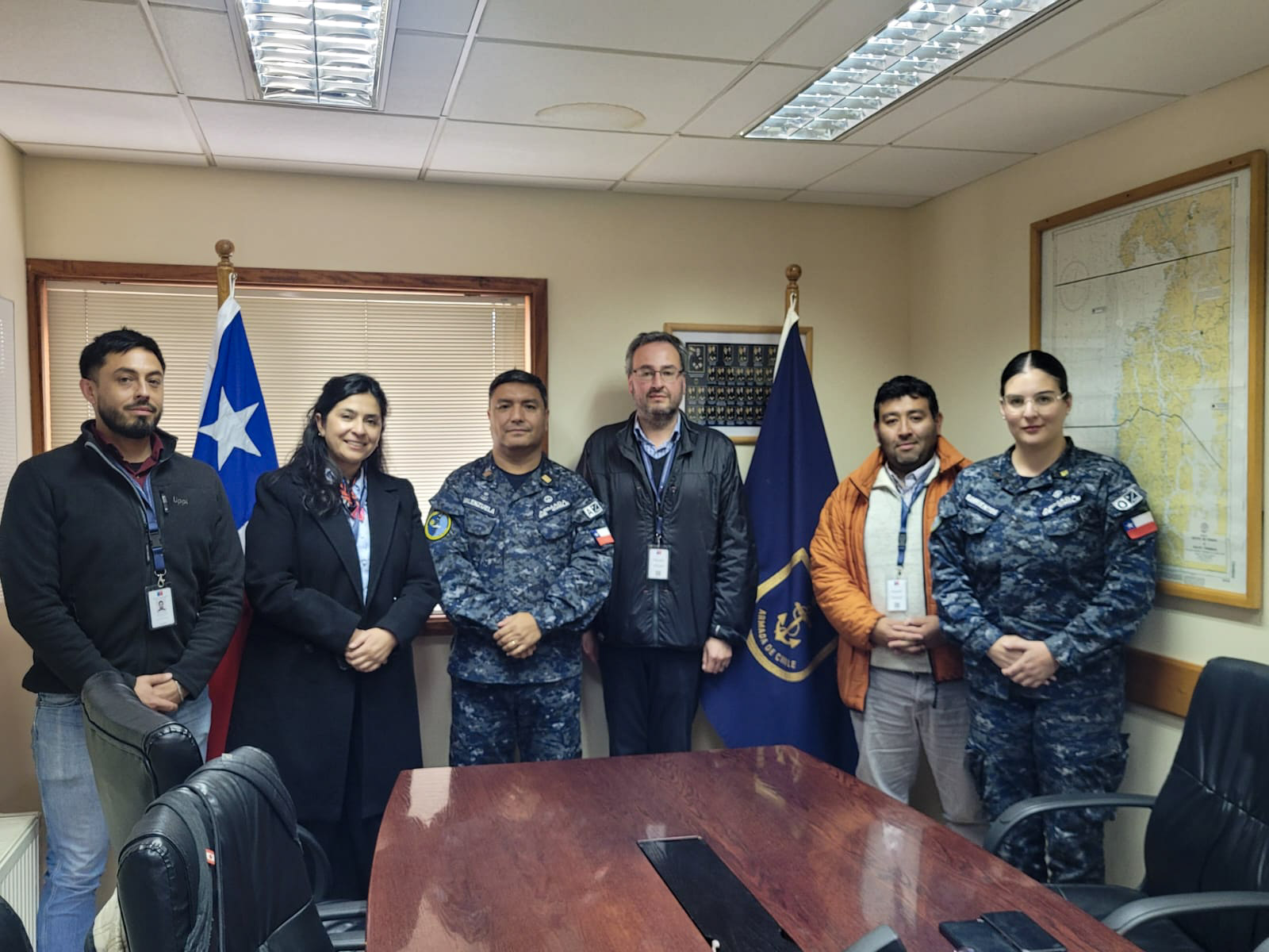 SBAP Aysén y la Gobernación Marítima fortalecen coordinación para apoyar labores de fiscalización